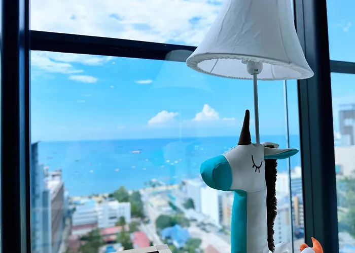 The Edge Sea View Holiday Inn New