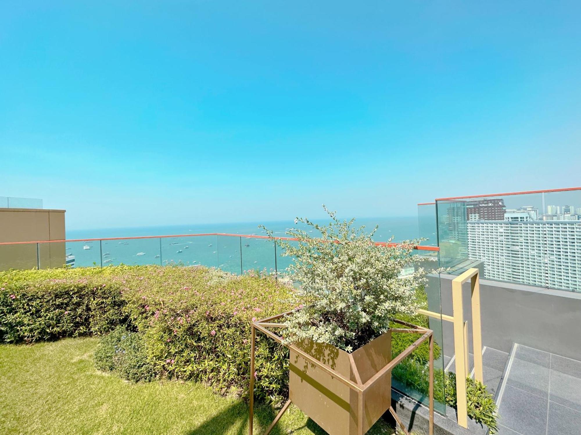 Apartment The Edge Sea View New Pattaya